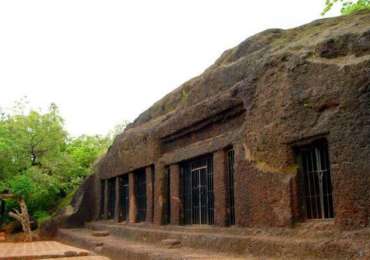 Goan Caves – Walk Through The Dark Passages