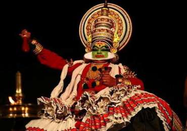 Catch a Kathakali Performance