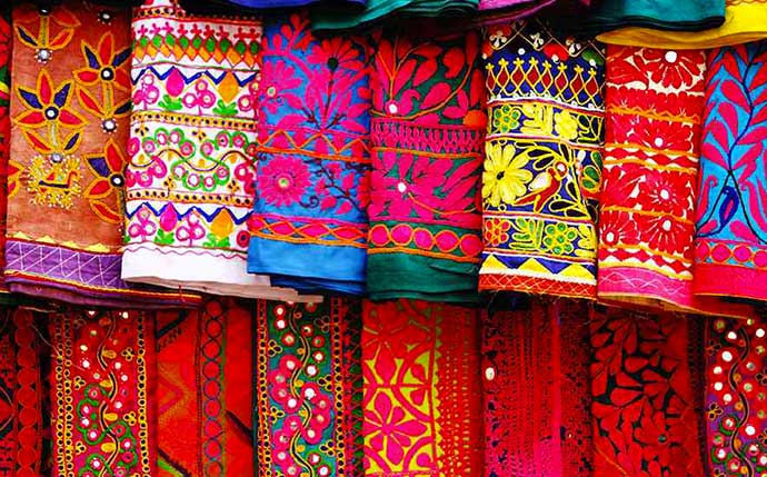 leather-embroidery-tajasthan-art